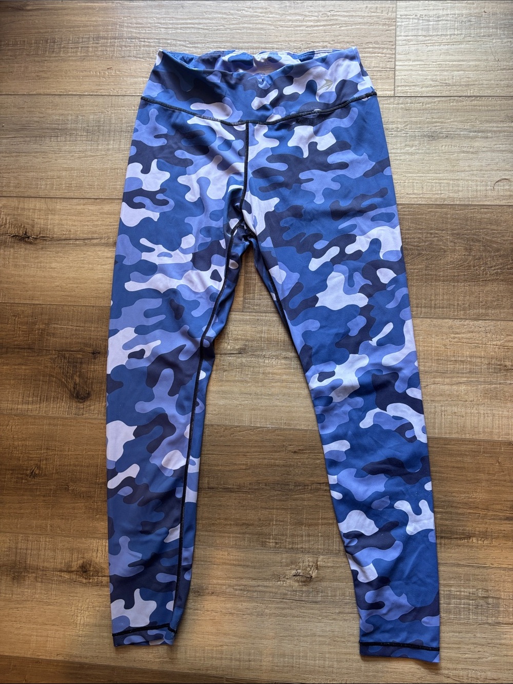 Women’s XL Blue Camo High-Rise Performance Leggings
